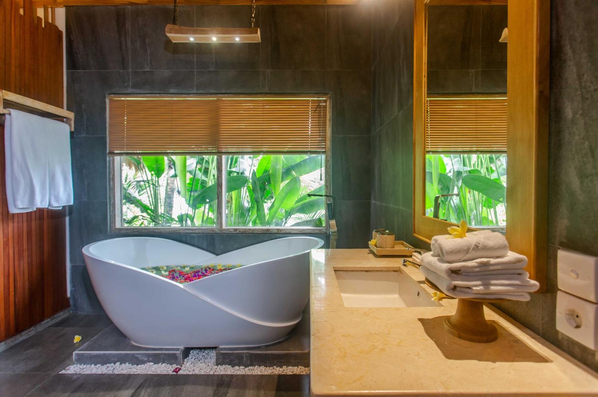 Manah Shanti Suites By Pramana Villas Убуд Экстерьер фото